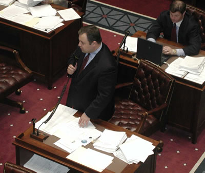 Senator Glenn Coffee, R-OKC explains HB 1351 on the Senate Floor.