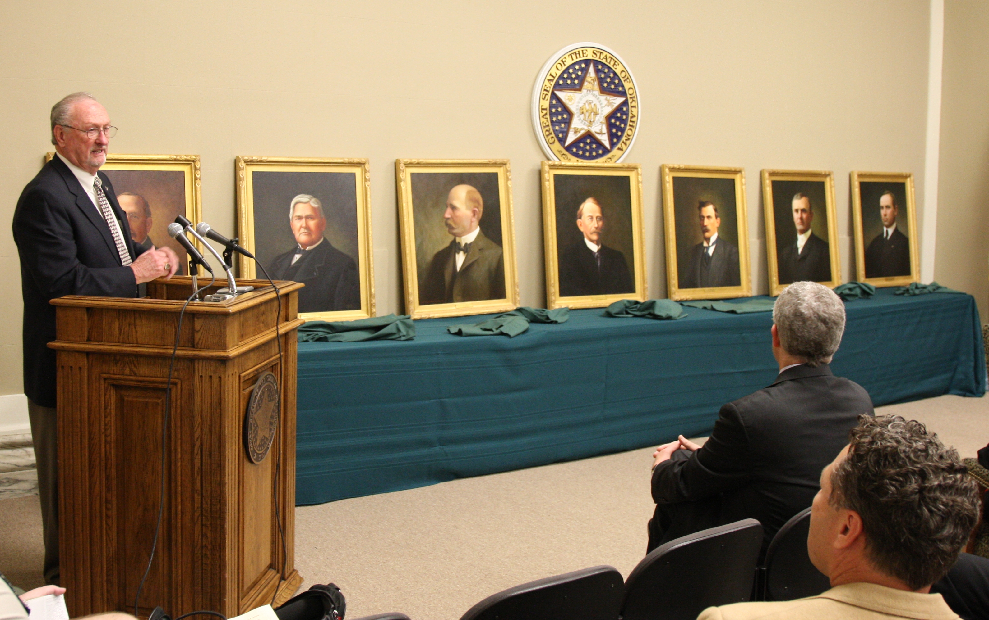 Art Fund President Charles Ford