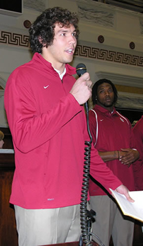 OU quarterback Sam Bradford