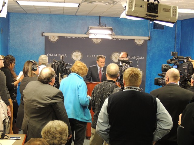Democratic legislative leaders Sen. Sean Burrage and Rep. Scott Inman respond to the Governor's State of the State Address.