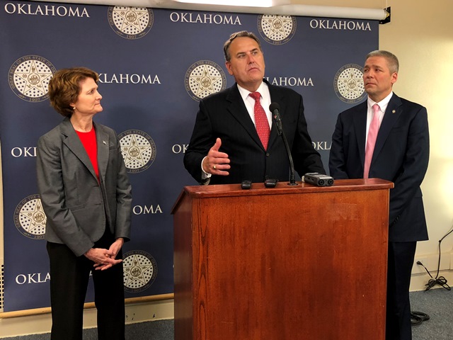 Senate Democratic Leader John Sparks (D-Norman) discusses the 2018 legislative session with Sen. Kay Floyd (D-OKC) and Sen. Michael Brooks (D-OKC). 